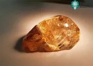 Phát hiện viên kim cương màu hổ phách lớn chưa từng thấy tại Nga