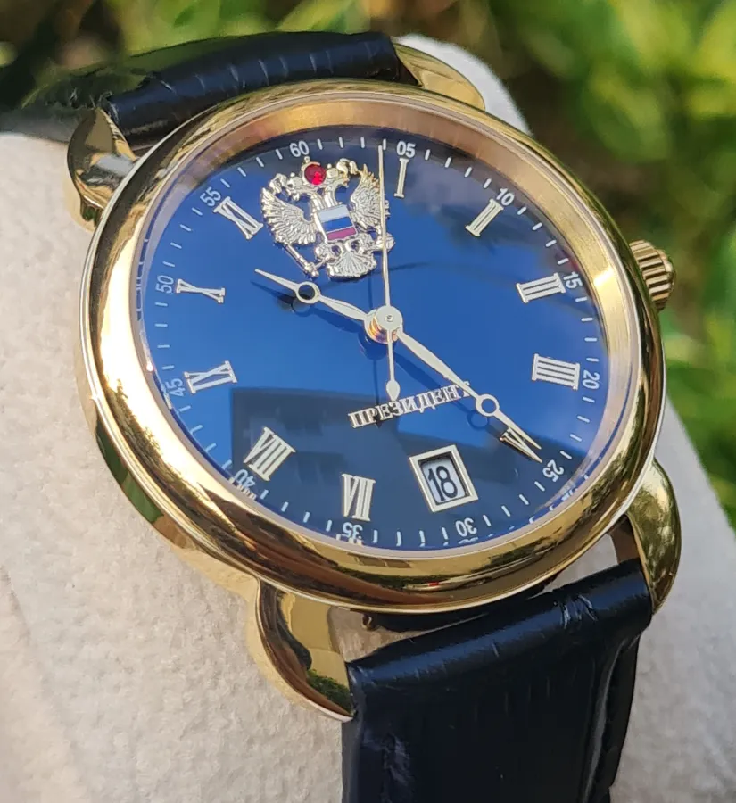 Đồng hồ Nga Poljot President PJ55-1: Sang trọng, lịch lãm.