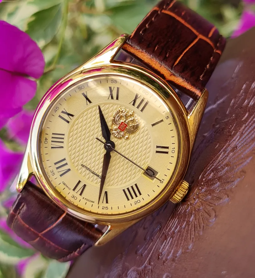 Đồng hồ Nữ thời trang Slava SL12: chiếc đồng hồ đeo tay đẹp tạo nên sự khác biệt phong cách của bạn