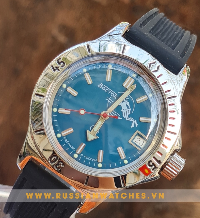 Đồng hồ Quân đội Vostok Amphibian VO95: Thời gian là hữu hạn, vì thế đừng lãng phí nhé.